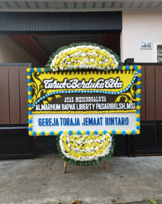 Papan Bunga Duka di Cilacap Tengah