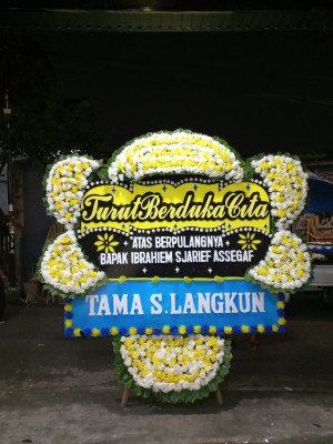 Papan Bunga Duka di Cilacap Tengah